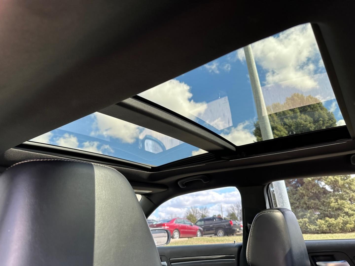 2012 WHITE CHRYSLER 300 SRT-8 (2C3CCAFJ5CH) with an 6.4L engine, Automatic transmission, located at 1030 S. 22nd St., Bismarck, ND, 58504, (701) 258-0022, 46.793560, -100.758118 - 6.4 Liter SRT-8 YELLOW BRAKE CALIBER COVERS-AUTO- Photo#10