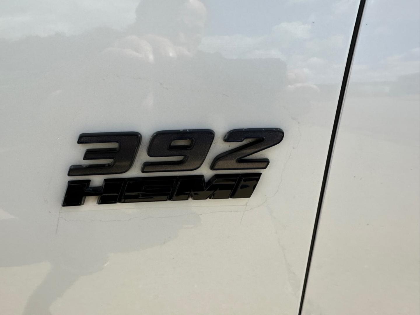 2012 WHITE CHRYSLER 300 SRT-8 (2C3CCAFJ5CH) with an 6.4L engine, Automatic transmission, located at 1030 S. 22nd St., Bismarck, ND, 58504, (701) 258-0022, 46.793560, -100.758118 - 6.4 Liter SRT-8 YELLOW BRAKE CALIBER COVERS-AUTO- Photo#12