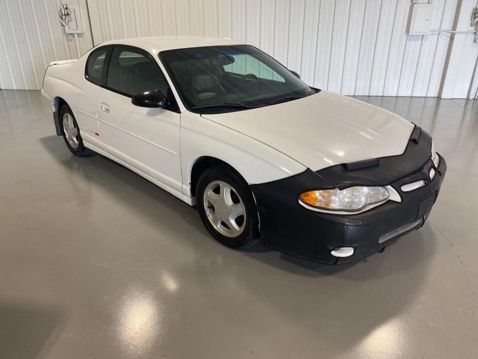 2000 WHITE CHEVROLET MONTE CARLO SS (2G1WX12K4Y9) with an 3.8L engine, Automatic transmission, located at 1030 S. 22nd St., Bismarck, ND, 58504, (701) 258-0022, 46.793560, -100.758118 - Photo #0