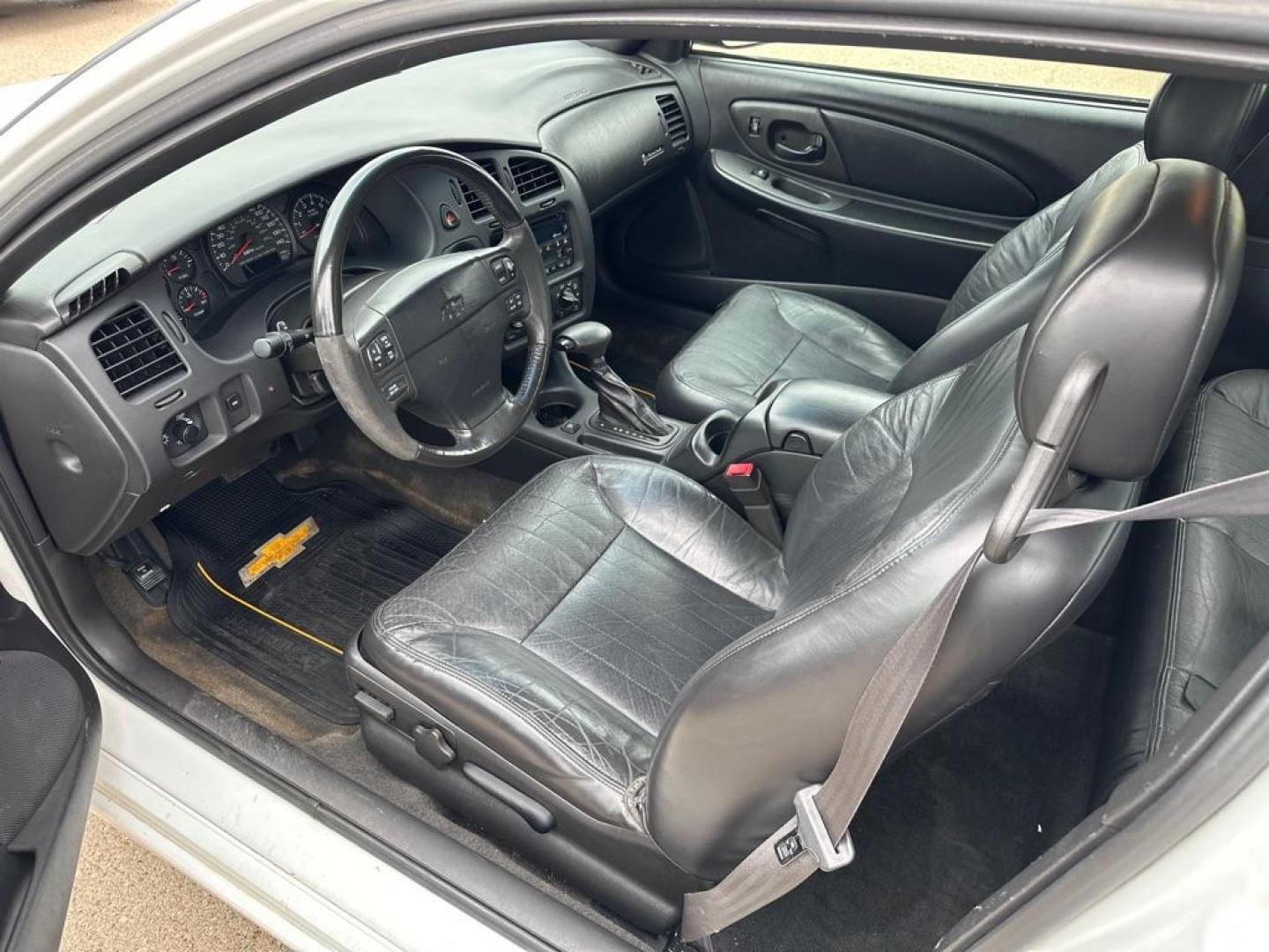 2000 WHITE CHEVROLET MONTE CARLO SS (2G1WX12K4Y9) with an 3.8L engine, Automatic transmission, located at 1030 S. 22nd St., Bismarck, ND, 58504, (701) 258-0022, 46.793560, -100.758118 - Photo#9
