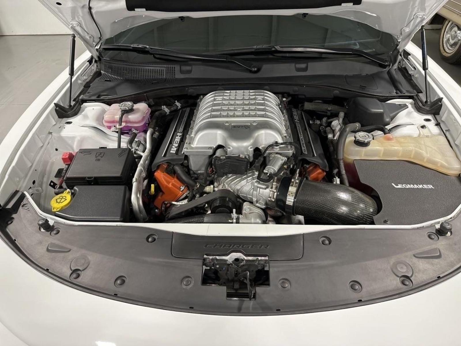 2021 WHITE DODGE CHARGER HELLCAT SRT HELLCAT (2C3CDXL91MH) with an 6.2L engine, Automatic transmission, located at 1030 S. 22nd St., Bismarck, ND, 58504, (701) 258-0022, 46.793560, -100.758118 - Photo #4