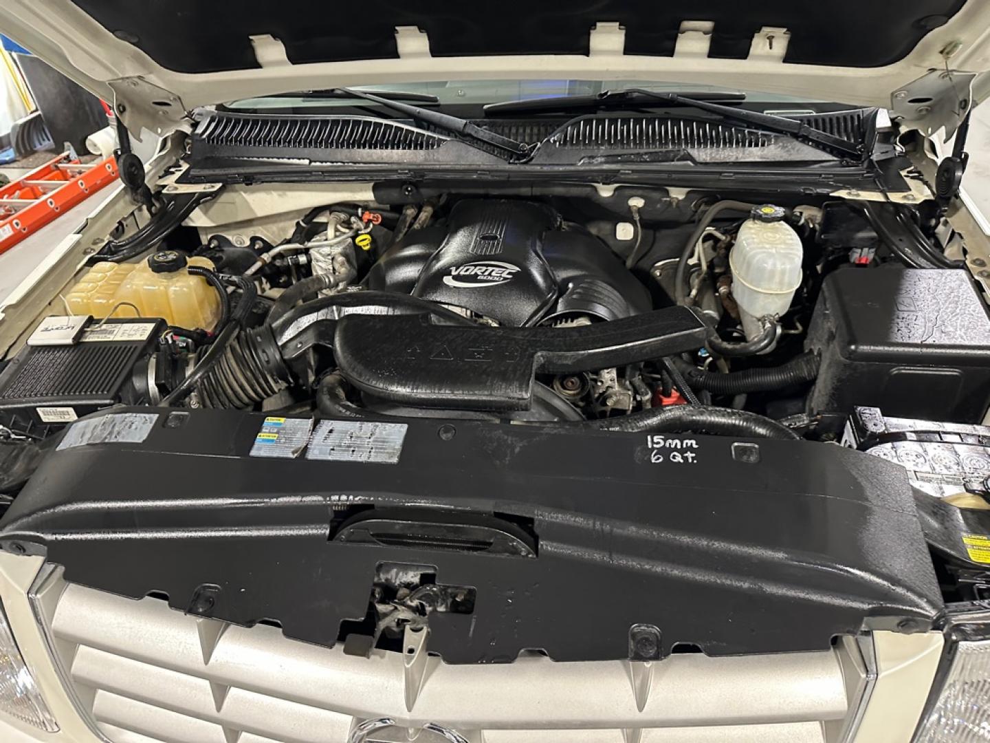 2003 CADILLAC ESCALADE EXT (3GYEK63N53G) with an 6.0L engine, Automatic transmission, located at 1030 S. 22nd St., Bismarck, ND, 58504, (701) 258-0022, 46.793560, -100.758118- Photo#6