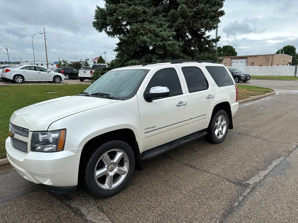 photo of 2012 CHEVROLET TAHOE 4DR