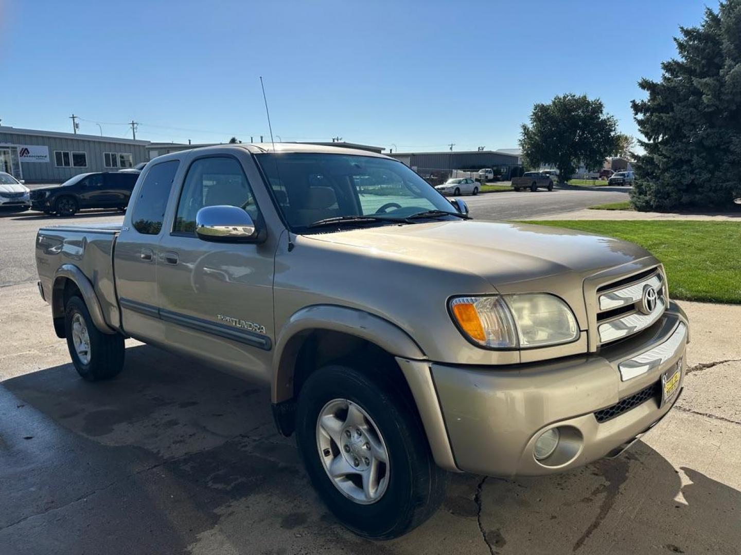 2004 BRONZE TOYOTA TUNDRA ACCESS CAB SR5 (5TBBT44134S) with an 4.7L engine, Automatic transmission, located at 1030 S. 22nd St., Bismarck, ND, 58504, (701) 258-0022, 46.793560, -100.758118 - Photo#1