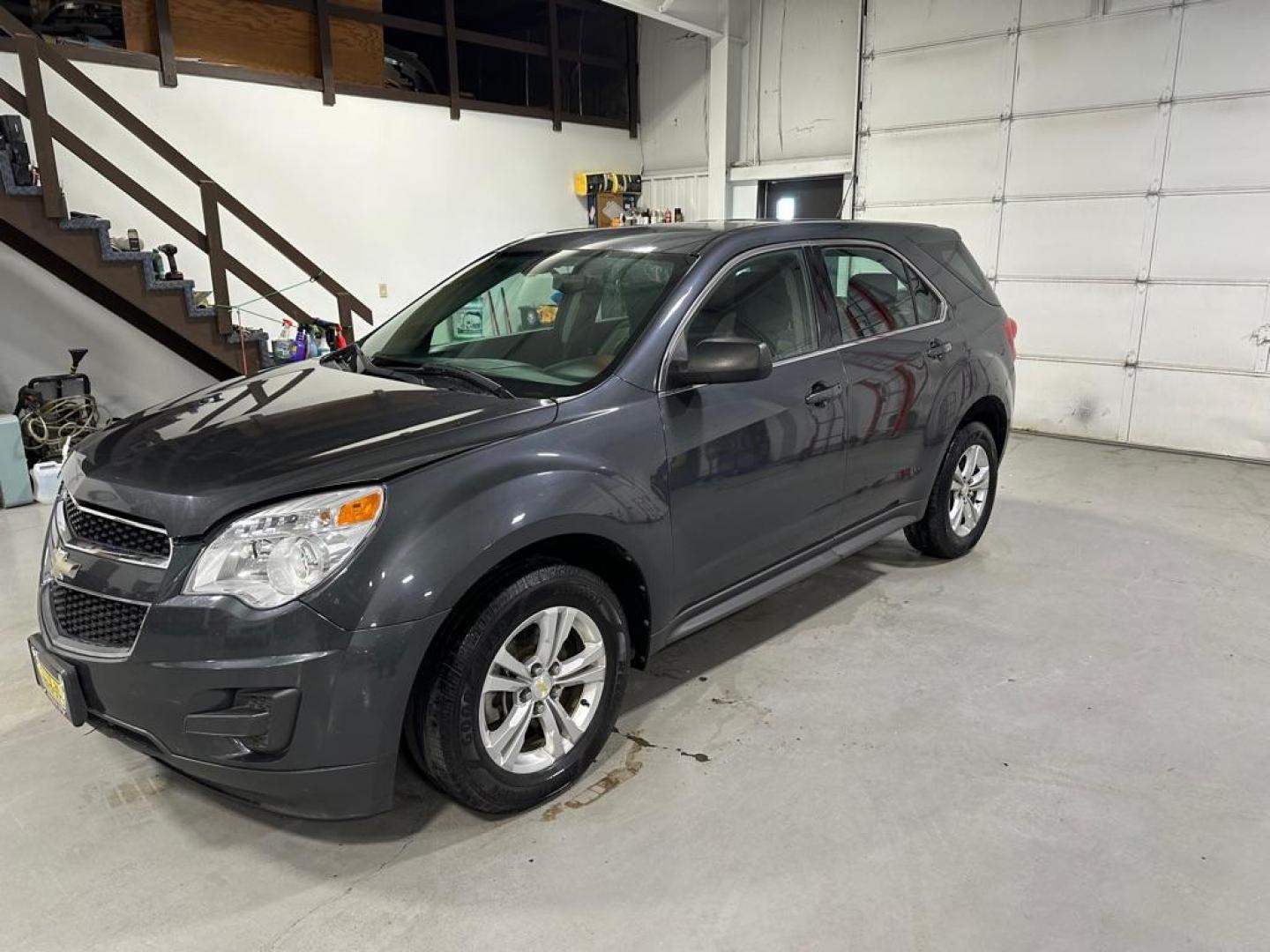 2010 BLUE CHEVROLET EQUINOX LS (2CNFLCEW0A6) with an 2.4L engine, Automatic transmission, located at 1030 S. 22nd St., Bismarck, ND, 58504, (701) 258-0022, 46.793560, -100.758118 - REBUILT ENGINE - Photo#0