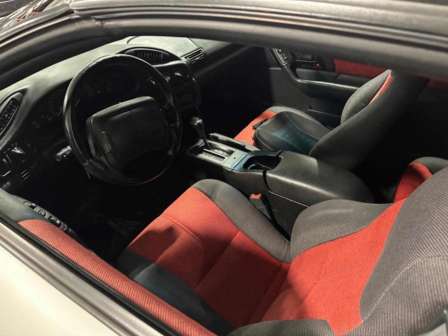 1995 WHITE CHEVROLET CAMARO Z28 (2G1FP22PXS2) with an 5.7L engine, Automatic transmission, located at 1030 S. 22nd St., Bismarck, ND, 58504, (701) 258-0022, 46.793560, -100.758118- Photo#3