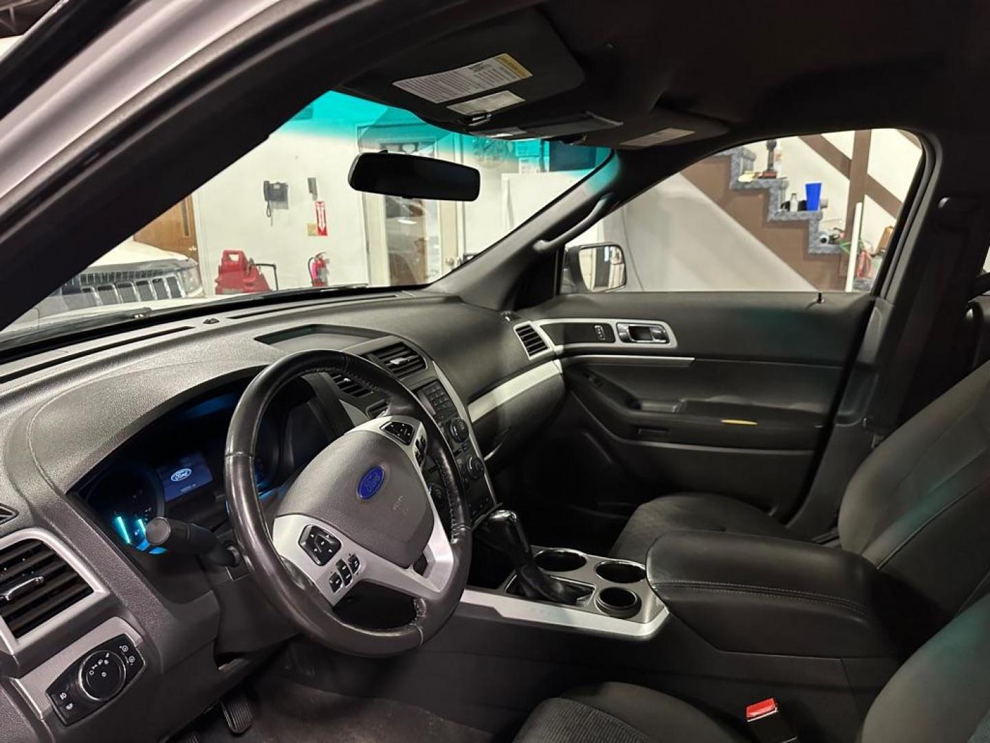 2012 FORD EXPLORER XLT (1FMHK7D9XCG) with an 2.0L engine, Automatic transmission, located at 1030 S. 22nd St., Bismarck, ND, 58504, (701) 258-0022, 46.793560, -100.758118 - Photo#4