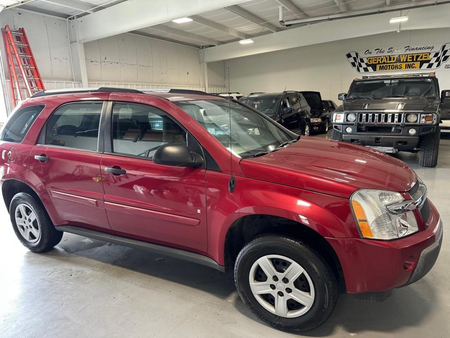 2006 CHEVROLET EQUINOX LS (2CNDL13F266) with an 3.4L engine, Automatic transmission, located at 1030 S. 22nd St., Bismarck, ND, 58504, (701) 258-0022, 46.793560, -100.758118 - Left fender damage - Photo#4