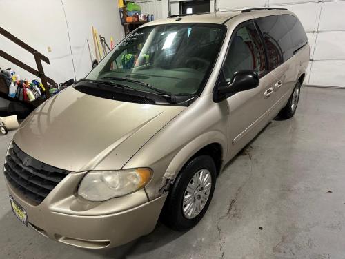 2007 CHRYSLER TOWN  and  COUNTRY LX