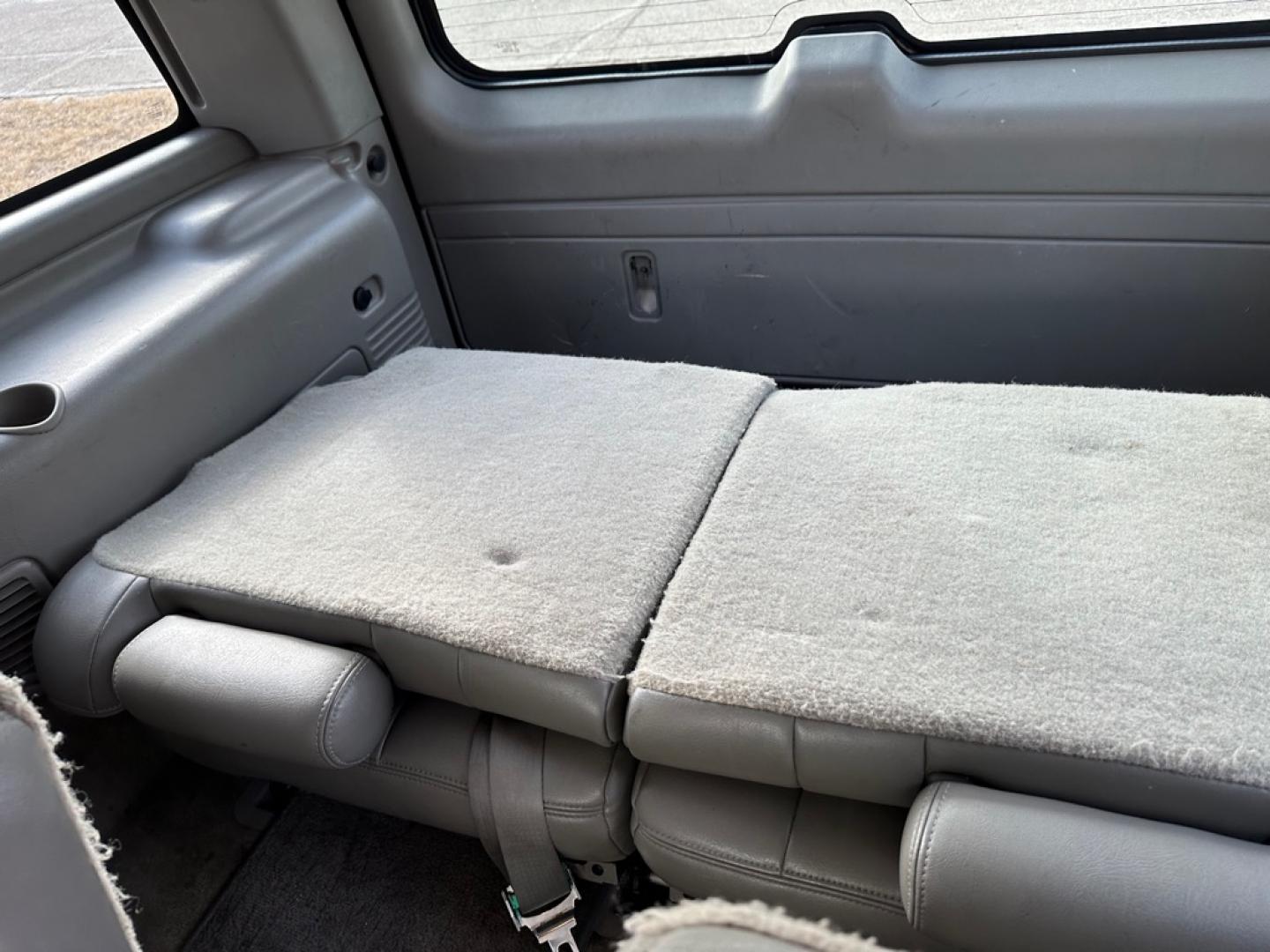 2005 PEWTER CHEVROLET TAHOE 1500 (1GNEK13TX5J) with an 5.3L engine, Automatic transmission, located at 1030 S. 22nd St., Bismarck, ND, 58504, (701) 258-0022, 46.793560, -100.758118- Photo#4