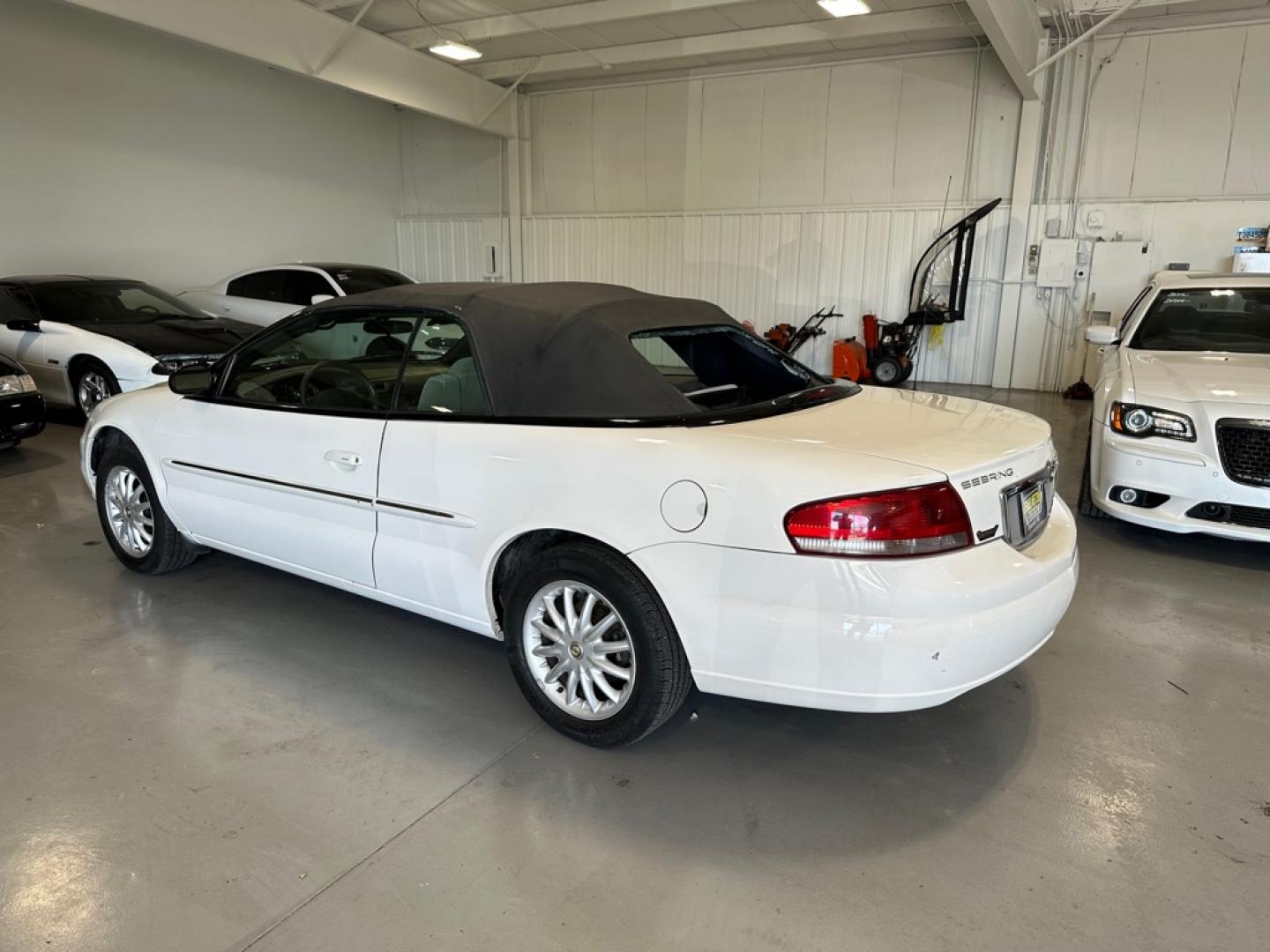 2002 CHRYSLER SEBRING LXI (1C3EL55R82N) with an 2.7L engine, Automatic transmission, located at 1030 S. 22nd St., Bismarck, ND, 58504, (701) 258-0022, 46.793560, -100.758118- Photo#0
