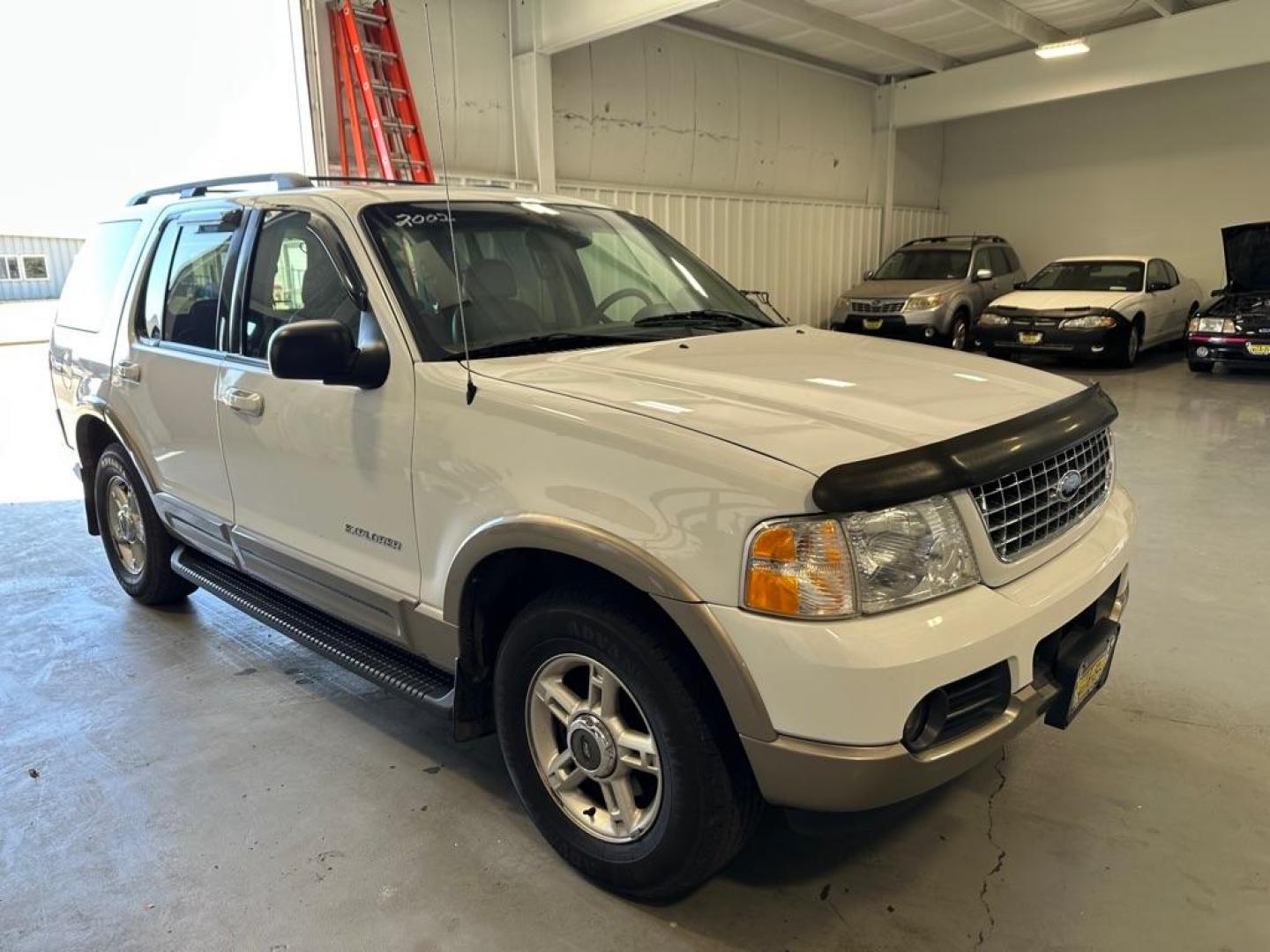 2002 FORD EXPLORER EDDIE BAUER (1FMZU74E82Z) with an 4.0L engine, Automatic transmission, located at 1030 S. 22nd St., Bismarck, ND, 58504, (701) 258-0022, 46.793560, -100.758118 - Photo#2