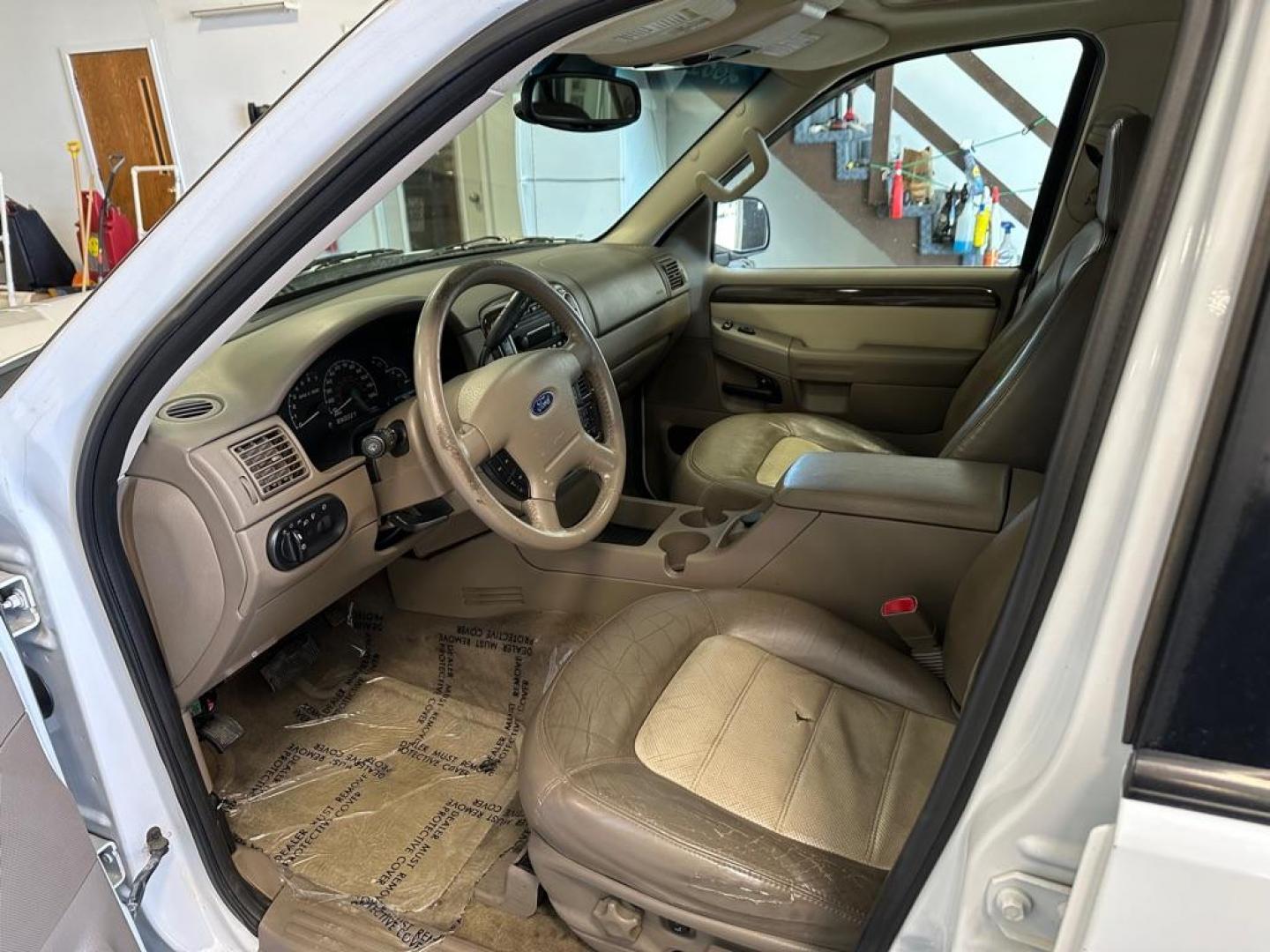 2002 FORD EXPLORER EDDIE BAUER (1FMZU74E82Z) with an 4.0L engine, Automatic transmission, located at 1030 S. 22nd St., Bismarck, ND, 58504, (701) 258-0022, 46.793560, -100.758118 - Photo#7