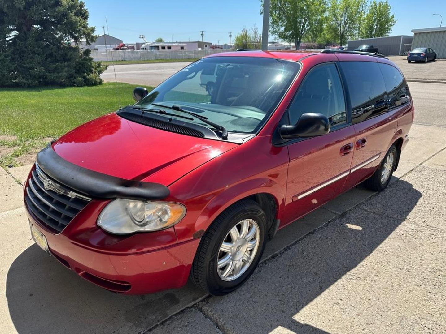 2005 CHRYSLER TOWN and COUNTRY TOURING (2C4GP54L05R) with an 3.8L engine, Automatic transmission, located at 1030 S. 22nd St., Bismarck, ND, 58504, (701) 258-0022, 46.793560, -100.758118 - NICE CLEAN VAN. 3.8 LITER - Photo#0
