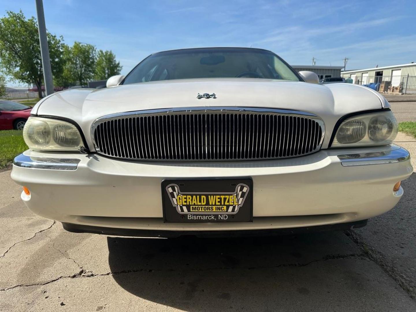 2004 BUICK PARK AVENUE (1G4CW54K144) with an 3.8L engine, Automatic transmission, located at 1030 S. 22nd St., Bismarck, ND, 58504, (701) 258-0022, 46.793560, -100.758118 - ABOVE AVERAGE CONDITION. 3.8 LITER 30 MPH - Photo#1