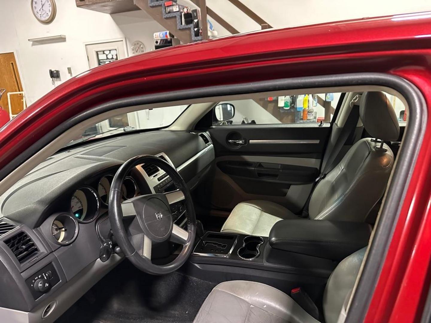 2010 DODGE CHARGER SXT (2B3CK3CV4AH) with an 3.5L engine, Automatic transmission, located at 1030 S. 22nd St., Bismarck, ND, 58504, (701) 258-0022, 46.793560, -100.758118 - Photo#7