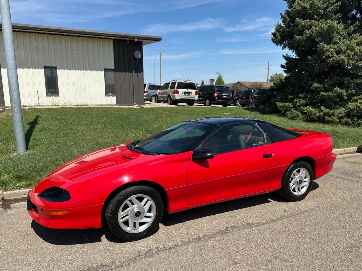 1995 CHEVROLET CAMARO (2G1FP22S3S2) with an 3.4L engine, Automatic transmission, located at 1030 S. 22nd St., Bismarck, ND, 58504, (701) 258-0022, 46.793560, -100.758118 - Photo#0