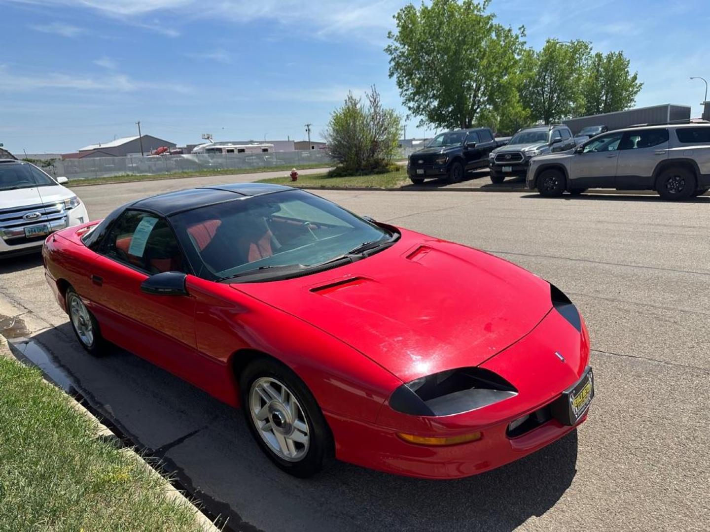 1995 CHEVROLET CAMARO (2G1FP22S3S2) with an 3.4L engine, Automatic transmission, located at 1030 S. 22nd St., Bismarck, ND, 58504, (701) 258-0022, 46.793560, -100.758118 - Photo#4