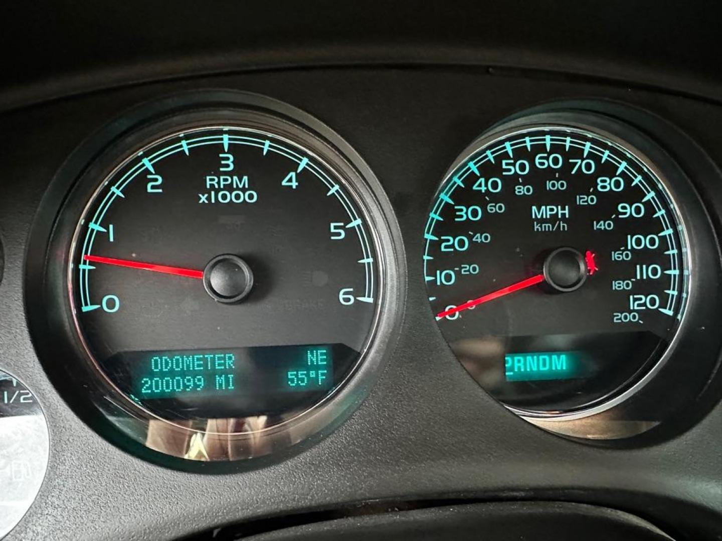 2012 CHEVROLET SUBURBAN 1500 LTZ (1GNSKKE71CR) with an 5.3L engine, Automatic transmission, located at 1030 S. 22nd St., Bismarck, ND, 58504, (701) 258-0022, 46.793560, -100.758118 - Photo#6