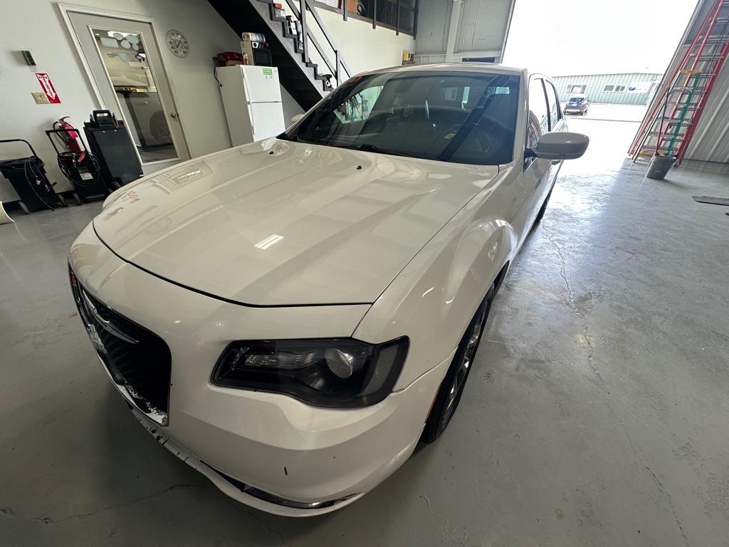 photo of 2016 CHRYSLER 300 S
