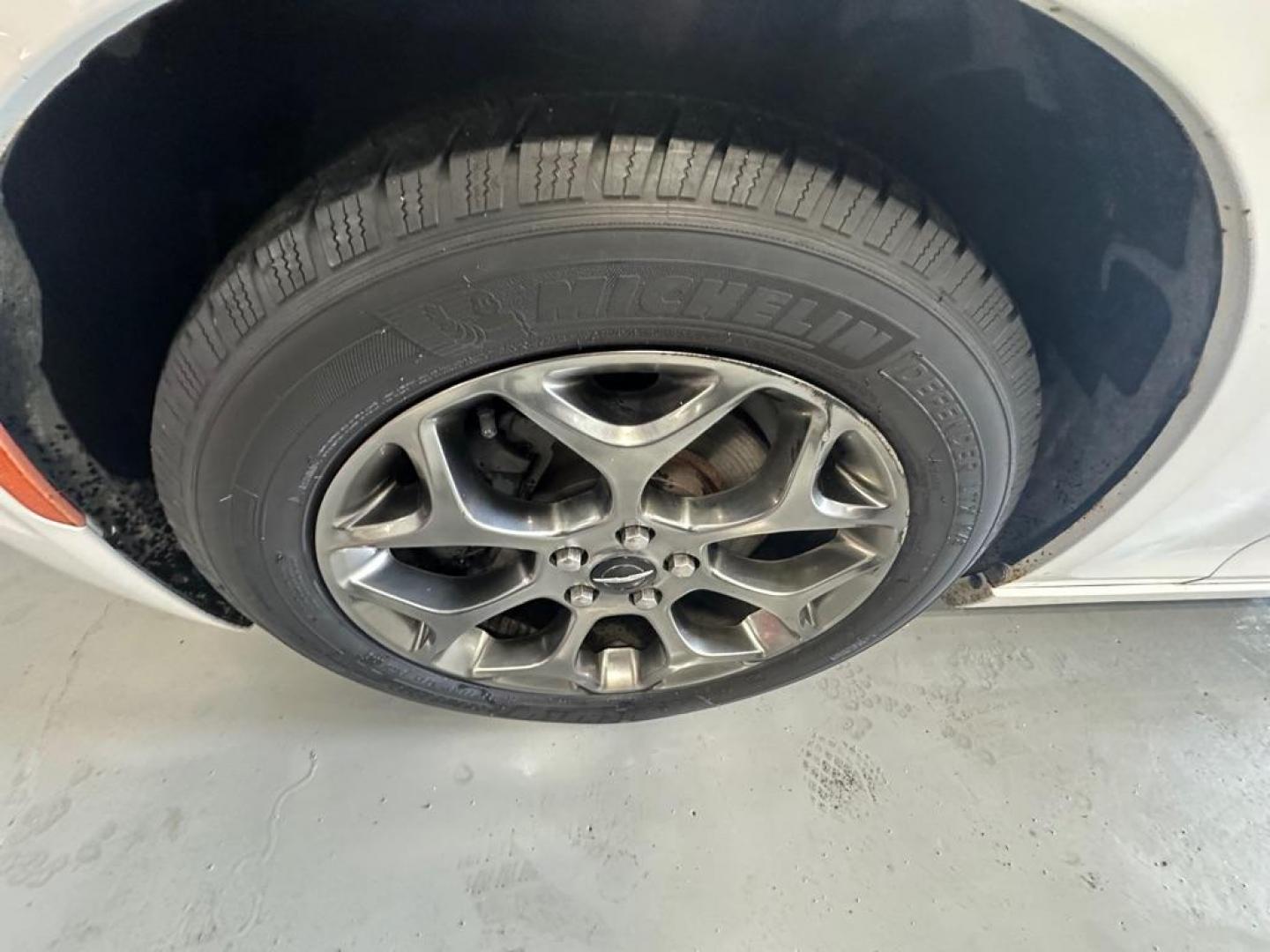 2016 CHRYSLER 300 S (2C3CCAGG4GH) with an 3.6L engine, Automatic transmission, located at 1030 S. 22nd St., Bismarck, ND, 58504, (701) 258-0022, 46.793560, -100.758118 - Photo#5