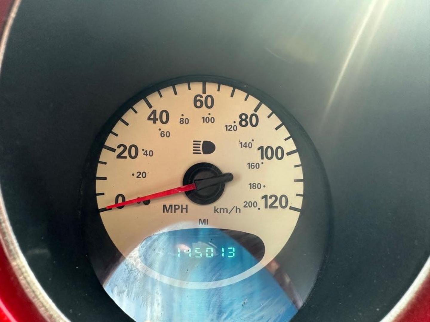 2003 CHRYSLER PT CRUISER TOURING (3C4FY58B13T) with an 2.4L engine, Automatic transmission, located at 1030 S. 22nd St., Bismarck, ND, 58504, (701) 258-0022, 46.793560, -100.758118 - Photo#5