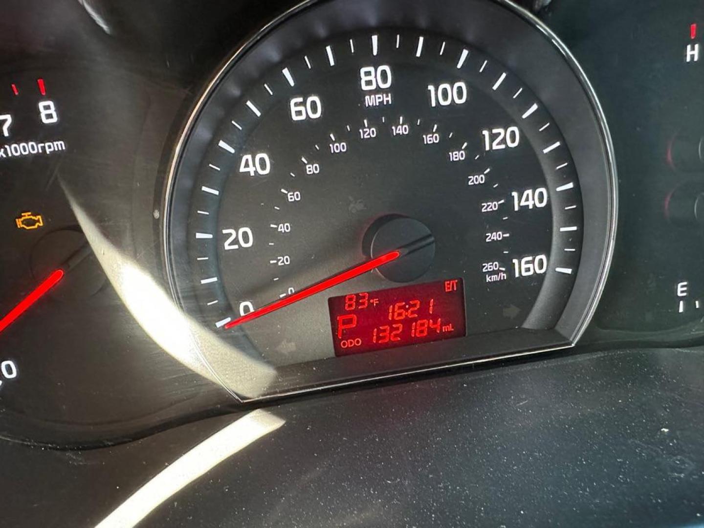 2015 KIA SORENTO LX (5XYKTDA66FG) with an 2.4L engine, Automatic transmission, located at 1030 S. 22nd St., Bismarck, ND, 58504, (701) 258-0022, 46.793560, -100.758118 - Photo#11