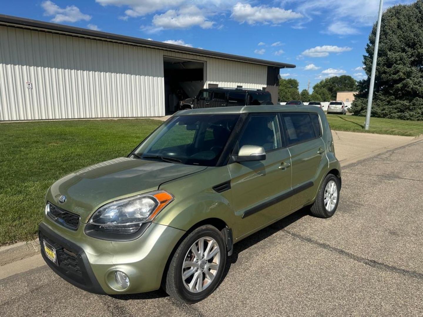 2013 KIA SOUL + (KNDJT2A66D7) with an 2.0L engine, Automatic transmission, located at 1030 S. 22nd St., Bismarck, ND, 58504, (701) 258-0022, 46.793560, -100.758118 - NICE MILEAGE. 107 k SUNROOF . AIR CONDITIONING - Photo#0