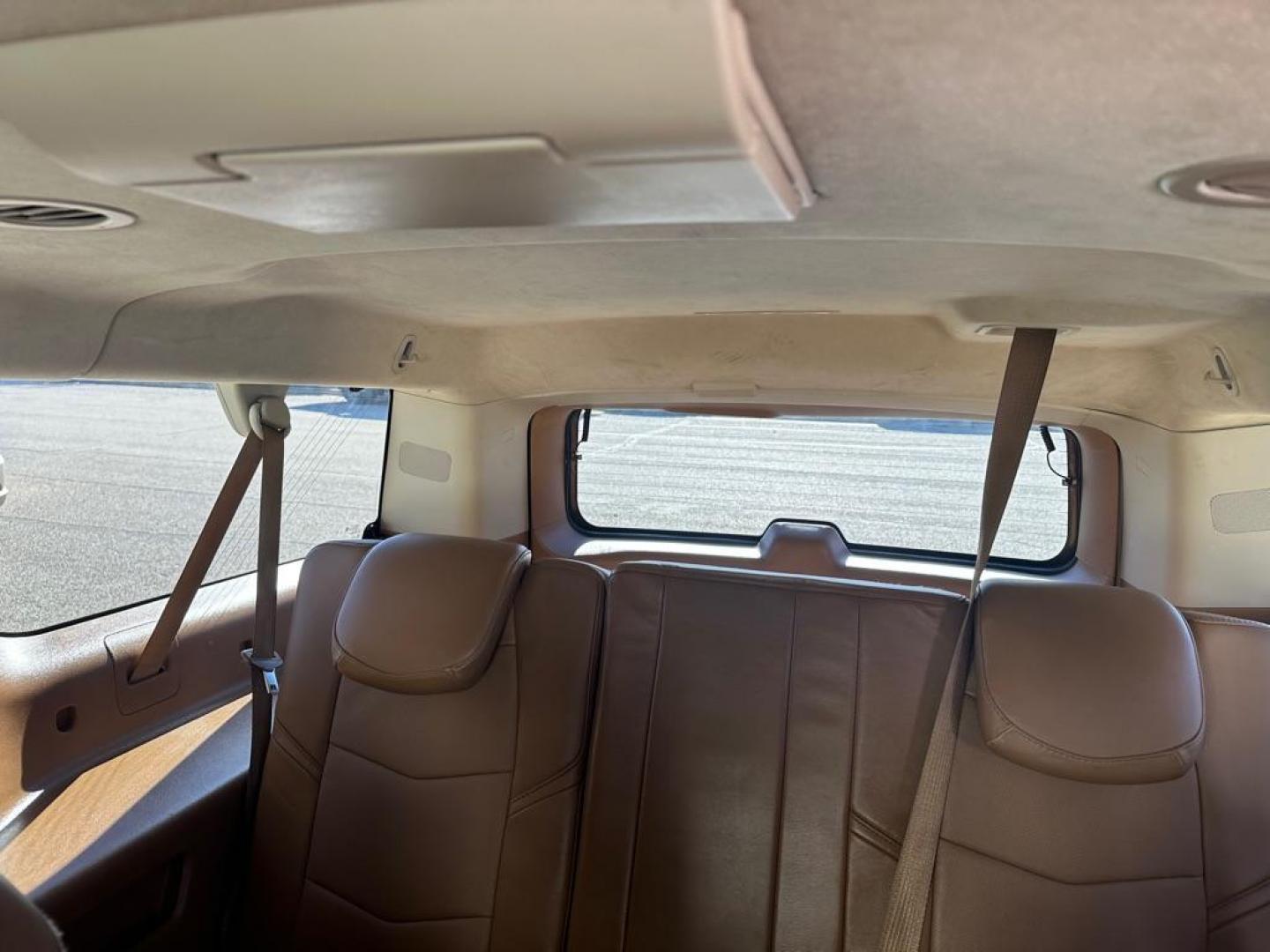 2016 CADILLAC ESCALADE ESV PLATINUM (1GYS4KKJ7GR) with an 6.2L engine, Automatic transmission, located at 1030 S. 22nd St., Bismarck, ND, 58504, (701) 258-0022, 46.793560, -100.758118 - Photo#19