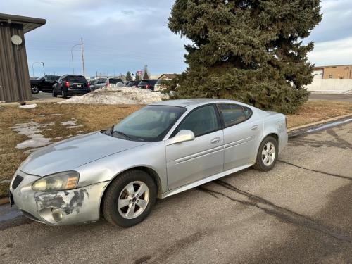 2005 PONTIAC GRAND PRIX 