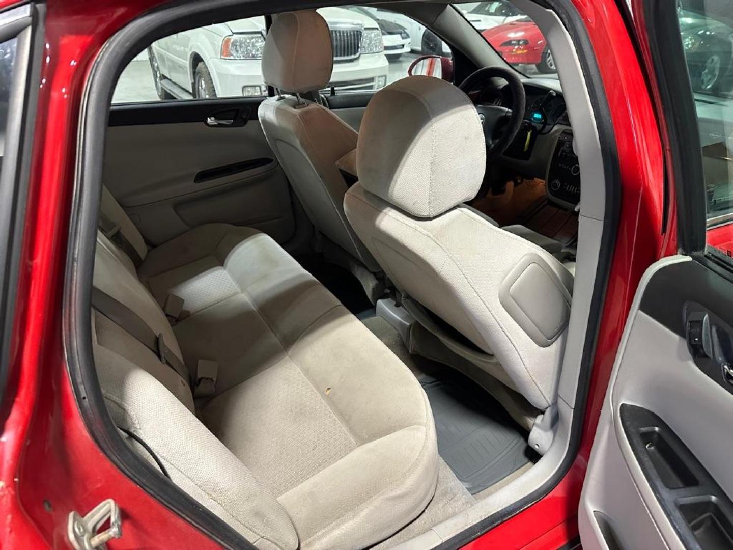 2009 CHEVROLET IMPALA 1LT (2G1WT57N891) with an 3.5L engine, Automatic transmission, located at 1030 S. 22nd St., Bismarck, ND, 58504, (701) 258-0022, 46.793560, -100.758118 - Photo#3