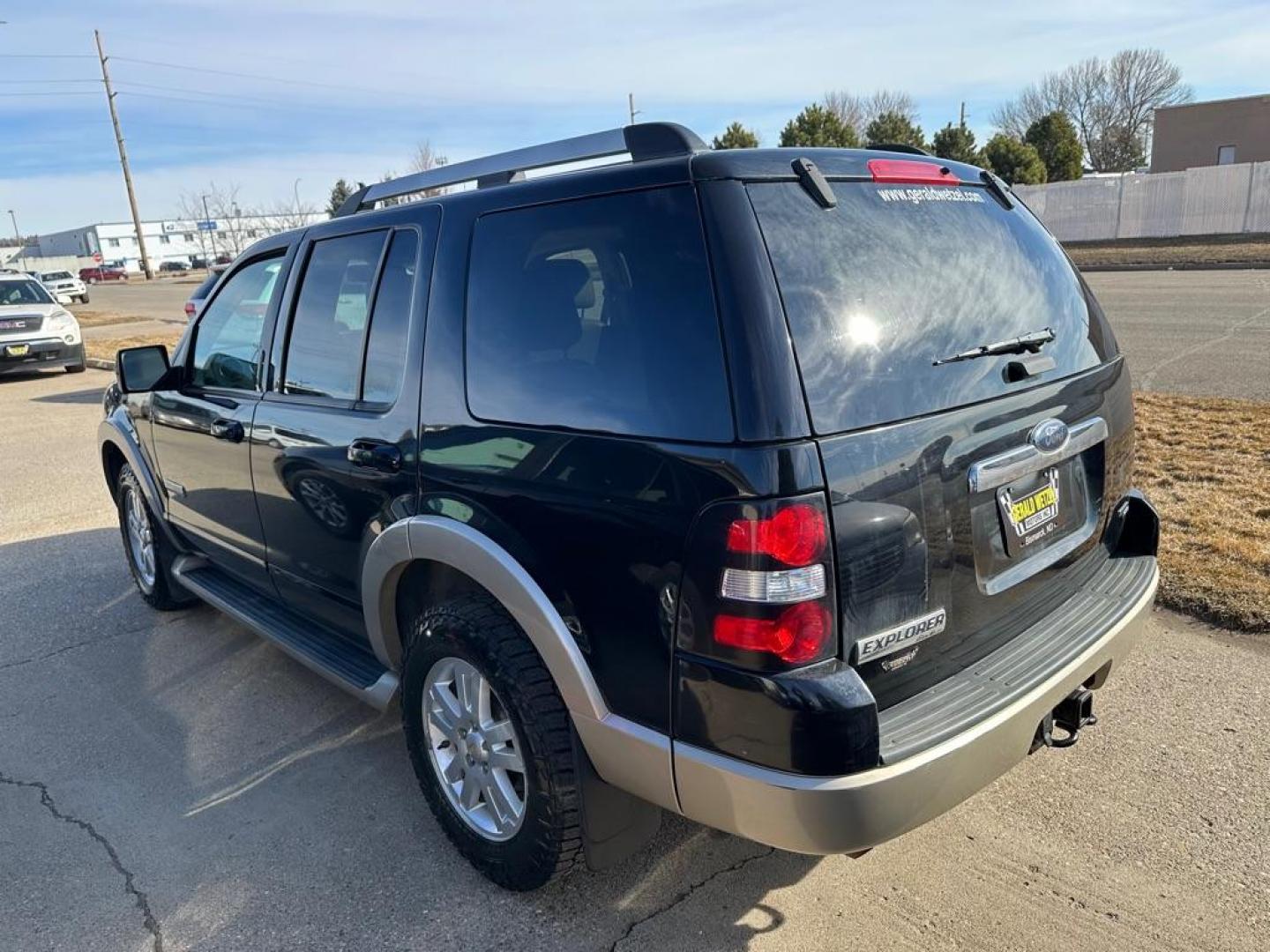 2006 FORD EXPLORER EDDIE BAUER (1FMEU74E86Z) with an 4.0L engine, Automatic transmission, located at 1030 S. 22nd St., Bismarck, ND, 58504, (701) 258-0022, 46.793560, -100.758118 - Photo#2