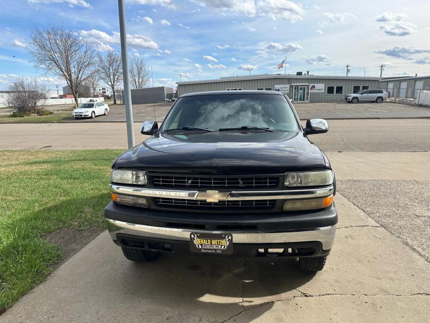 2002 CHEVROLET SILVERADO 1500 (1GCEK19T42E) with an 5.3L engine, Automatic transmission, located at 1030 S. 22nd St., Bismarck, ND, 58504, (701) 258-0022, 46.793560, -100.758118 - REBUILT TRANSMISSION - Photo#5