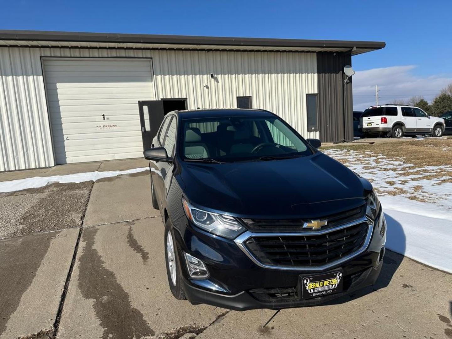 2020 CHEVROLET EQUINOX LS (3GNAXSEV7LS) with an 1.5L engine, Automatic transmission, located at 1030 S. 22nd St., Bismarck, ND, 58504, (701) 258-0022, 46.793560, -100.758118 - Photo#2
