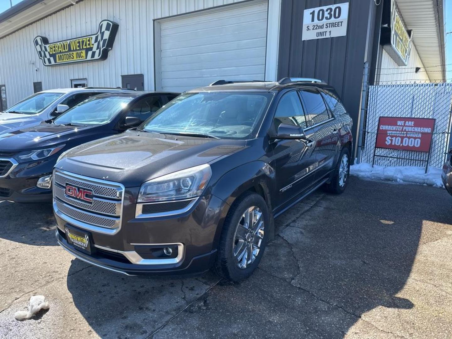 2014 20 GMC ACADIA DENALI (1GKKVTKD6EJ) with an 3.6L engine, Automatic transmission, located at 1030 S. 22nd St., Bismarck, ND, 58504, (701) 258-0022, 46.793560, -100.758118 - Photo#0