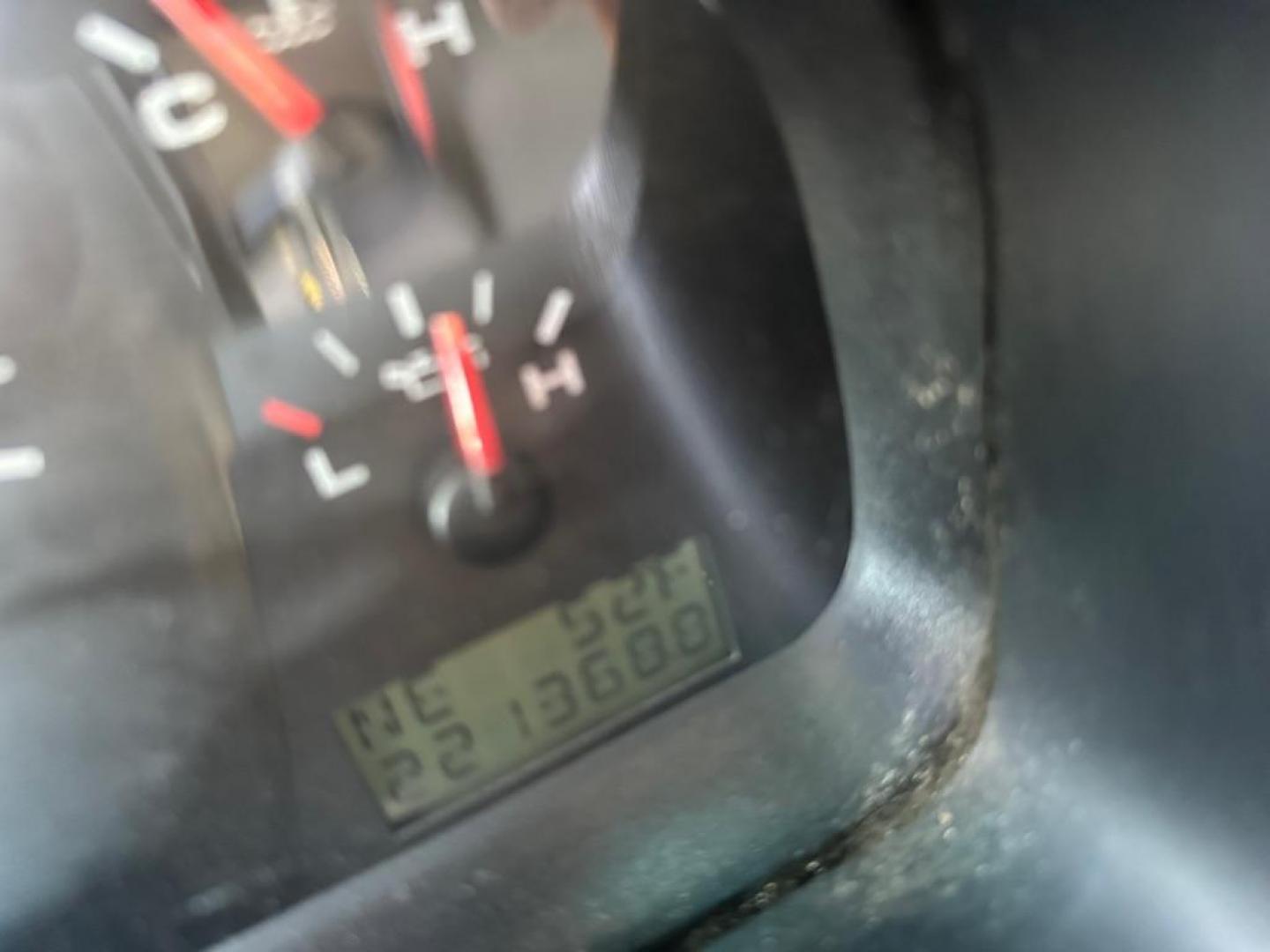 2006 FORD F150 (1FTPX14V96N) with an 5.4L engine, Automatic transmission, located at 1030 S. 22nd St., Bismarck, ND, 58504, (701) 258-0022, 46.793560, -100.758118 - Photo#7