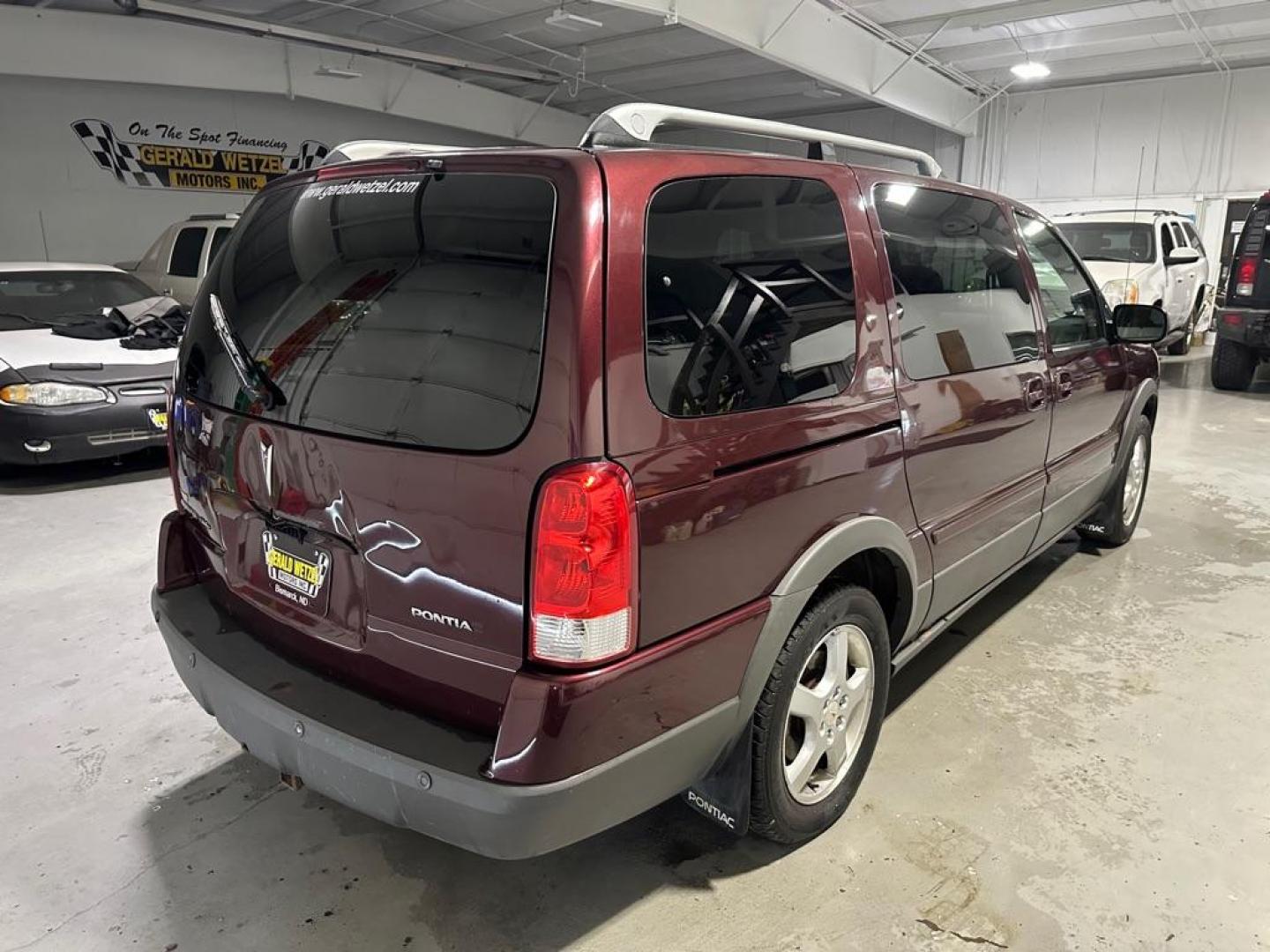 2006 PONTIAC MONTANA SV6 (1GMDV33L76D) with an 3.5L engine, Automatic transmission, located at 1030 S. 22nd St., Bismarck, ND, 58504, (701) 258-0022, 46.793560, -100.758118 - Photo#4
