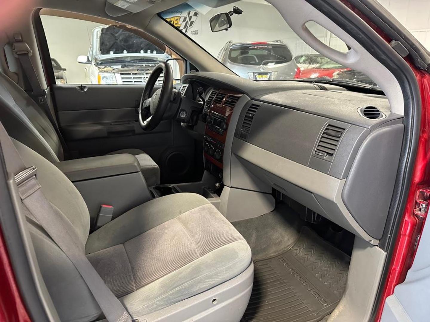 2006 DODGE DURANGO SLT (1D4HB48226F) with an 5.7L engine, Automatic transmission, located at 1030 S. 22nd St., Bismarck, ND, 58504, (701) 258-0022, 46.793560, -100.758118- Photo#6