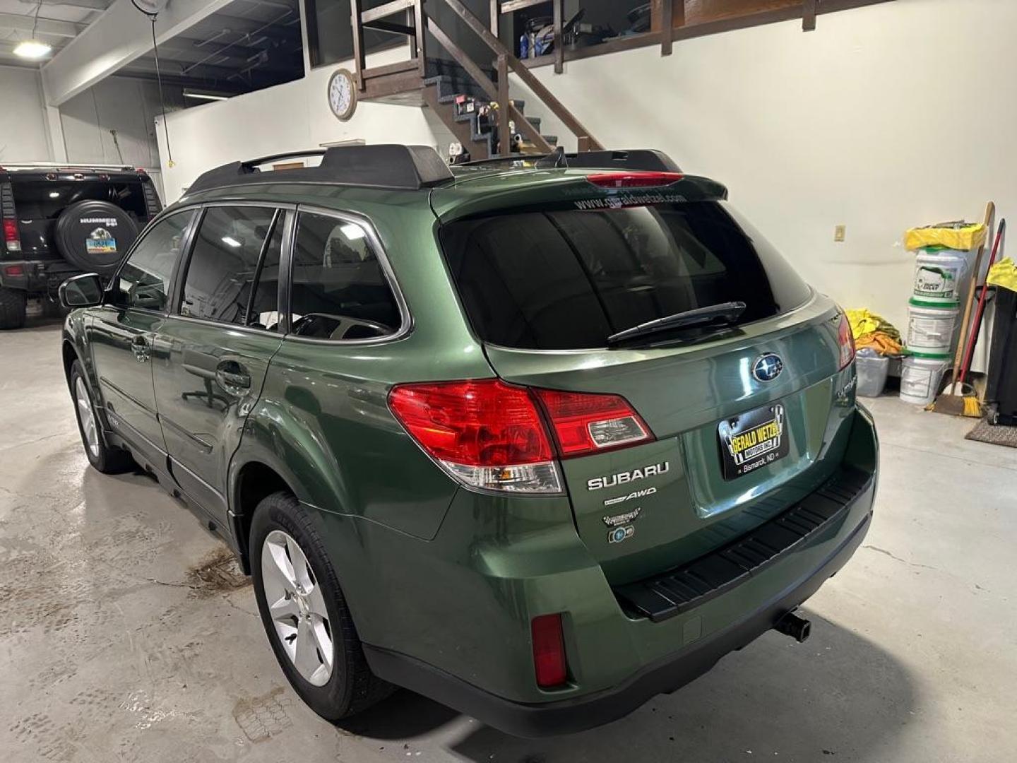 2014 SUBARU OUTBACK 2.5I PREMIUM (4S4BRCCC0E3) with an 2.5L engine, Continuously Variable transmission, located at 1030 S. 22nd St., Bismarck, ND, 58504, (701) 258-0022, 46.793560, -100.758118 - ;NICE CONDITION- Photo#4