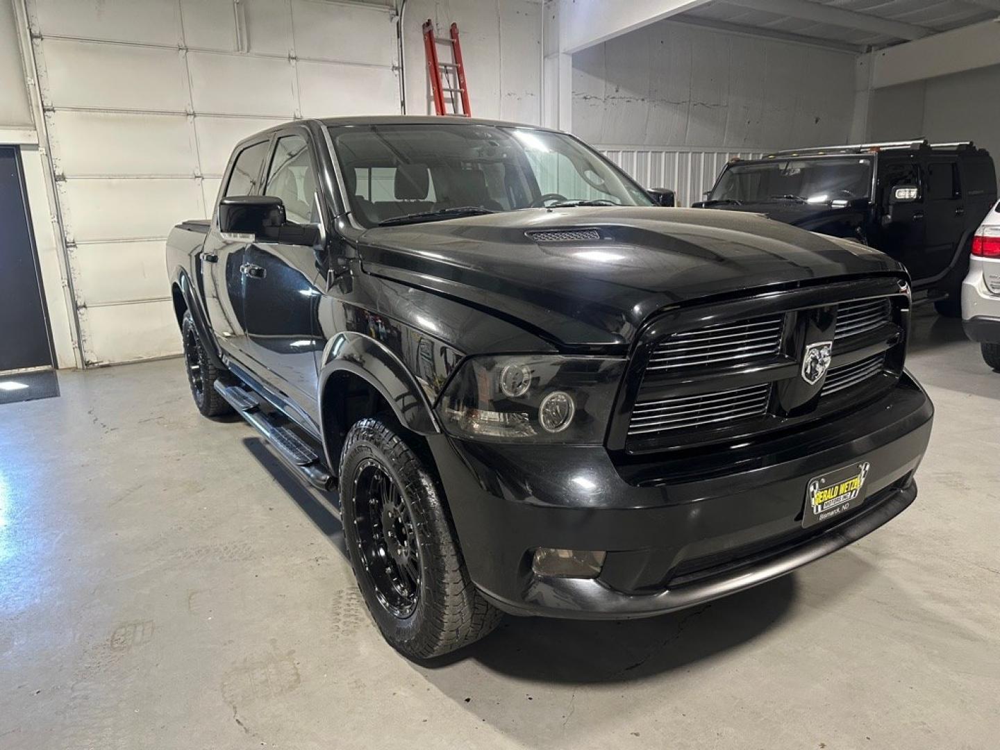 2012 DODGE RAM 1500 SPORT (1C6RD7MT1CS) with an 5.7L engine, Automatic transmission, located at 1030 S. 22nd St., Bismarck, ND, 58504, (701) 258-0022, 46.793560, -100.758118 - NICE CLEAN RAM- Photo#2
