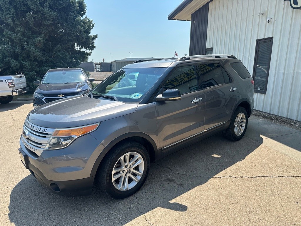 photo of 2011 FORD EXPLORER XLT