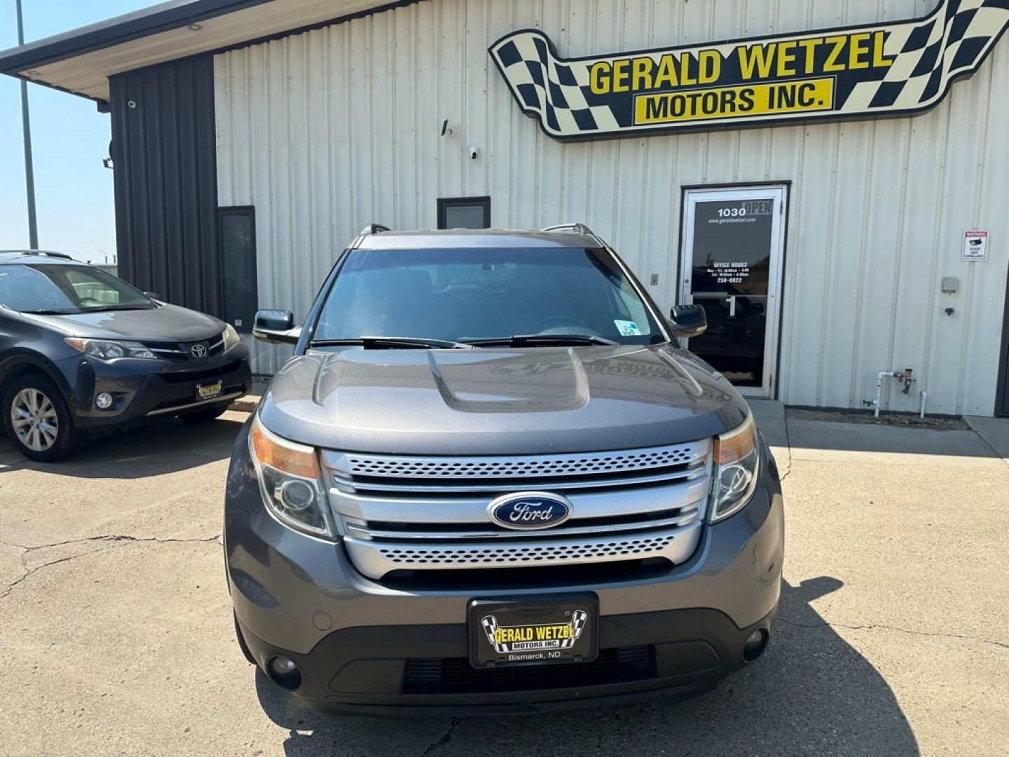 2011 GREY FORD EXPLORER XLT (1FMHK8D89BG) with an 3.5L engine, Automatic transmission, located at 1030 S. 22nd St., Bismarck, ND, 58504, (701) 258-0022, 46.793560, -100.758118 - NICE CLEAN EXPLORER- Photo#1