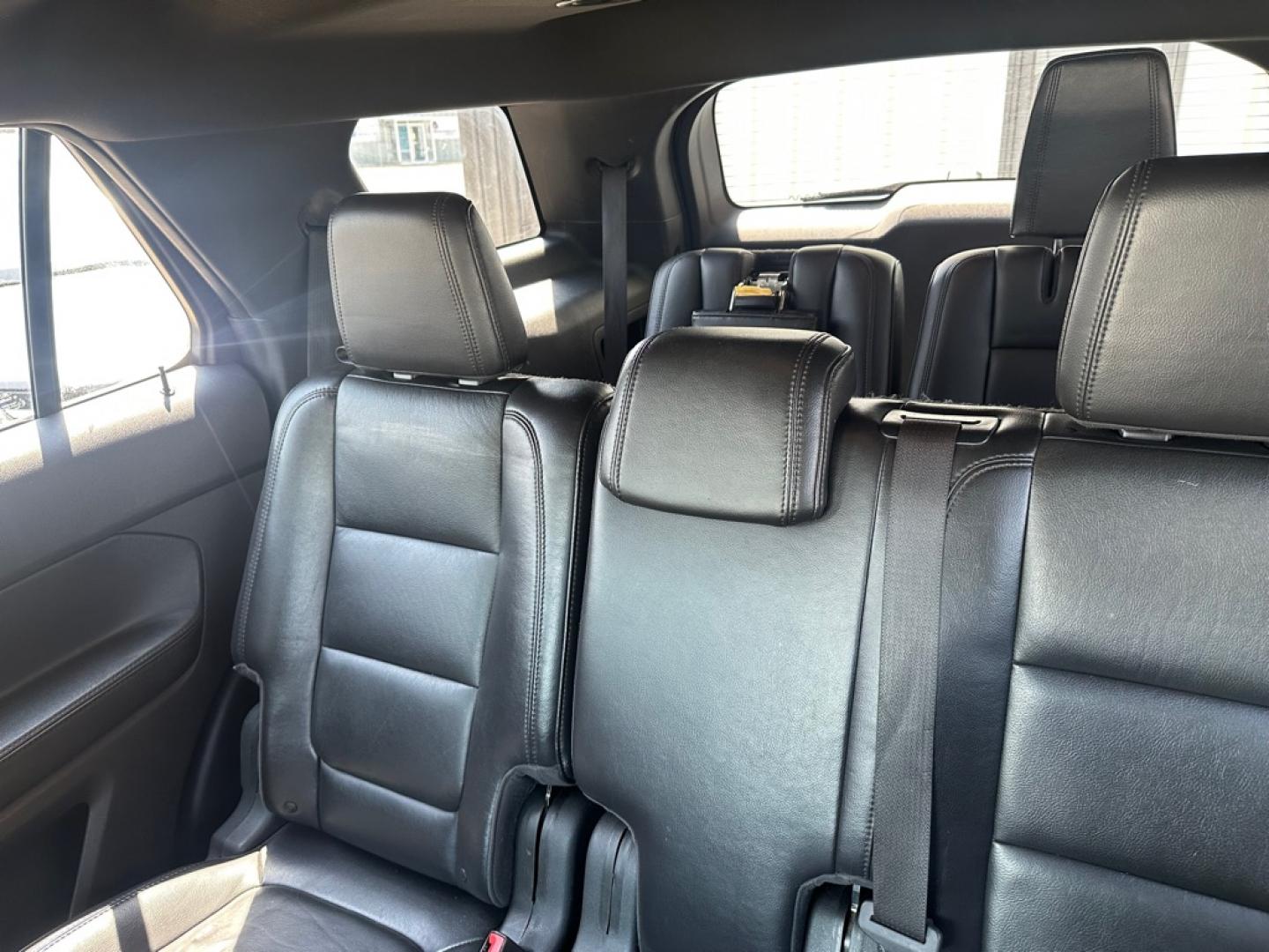 2011 GREY FORD EXPLORER XLT (1FMHK8D89BG) with an 3.5L engine, Automatic transmission, located at 1030 S. 22nd St., Bismarck, ND, 58504, (701) 258-0022, 46.793560, -100.758118 - NICE CLEAN EXPLORER- Photo#5