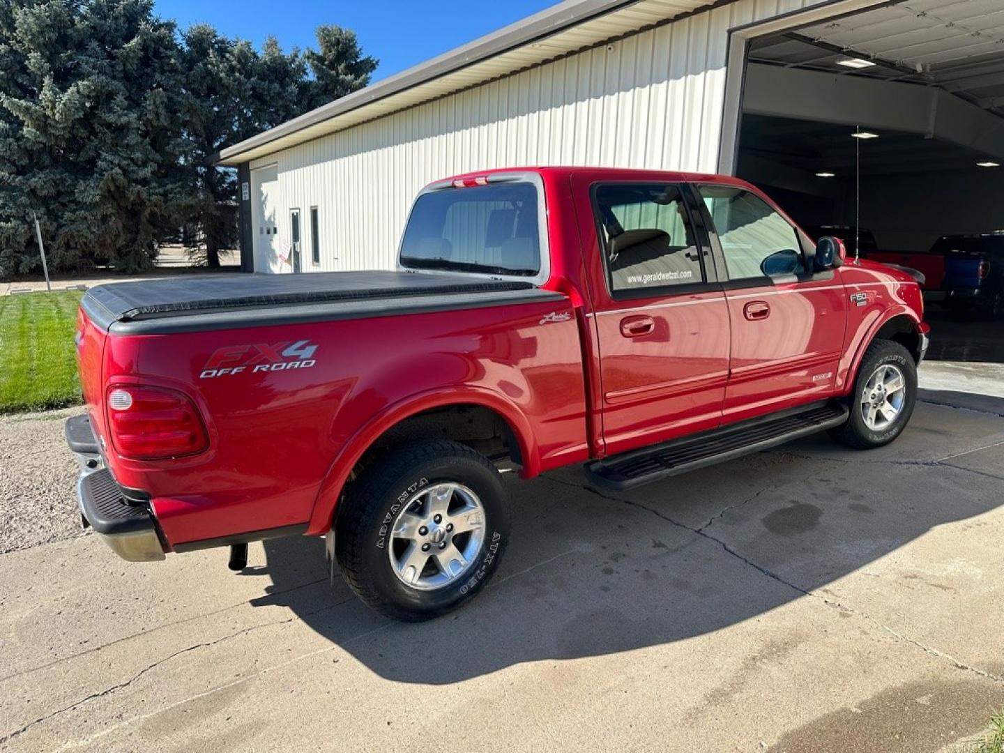 2002 RED FORD F150 SUPERCREW (1FTRW08L12K) with an 5.4L engine, Automatic transmission, located at 1030 S. 22nd St., Bismarck, ND, 58504, (701) 258-0022, 46.793560, -100.758118 - Nice Clean truck . CrewCab 4x4- Photo#2